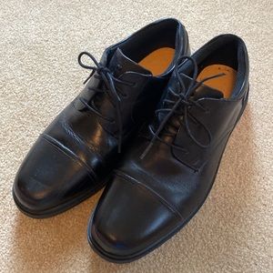 Nun Bush Black Dress Shoes. 11M